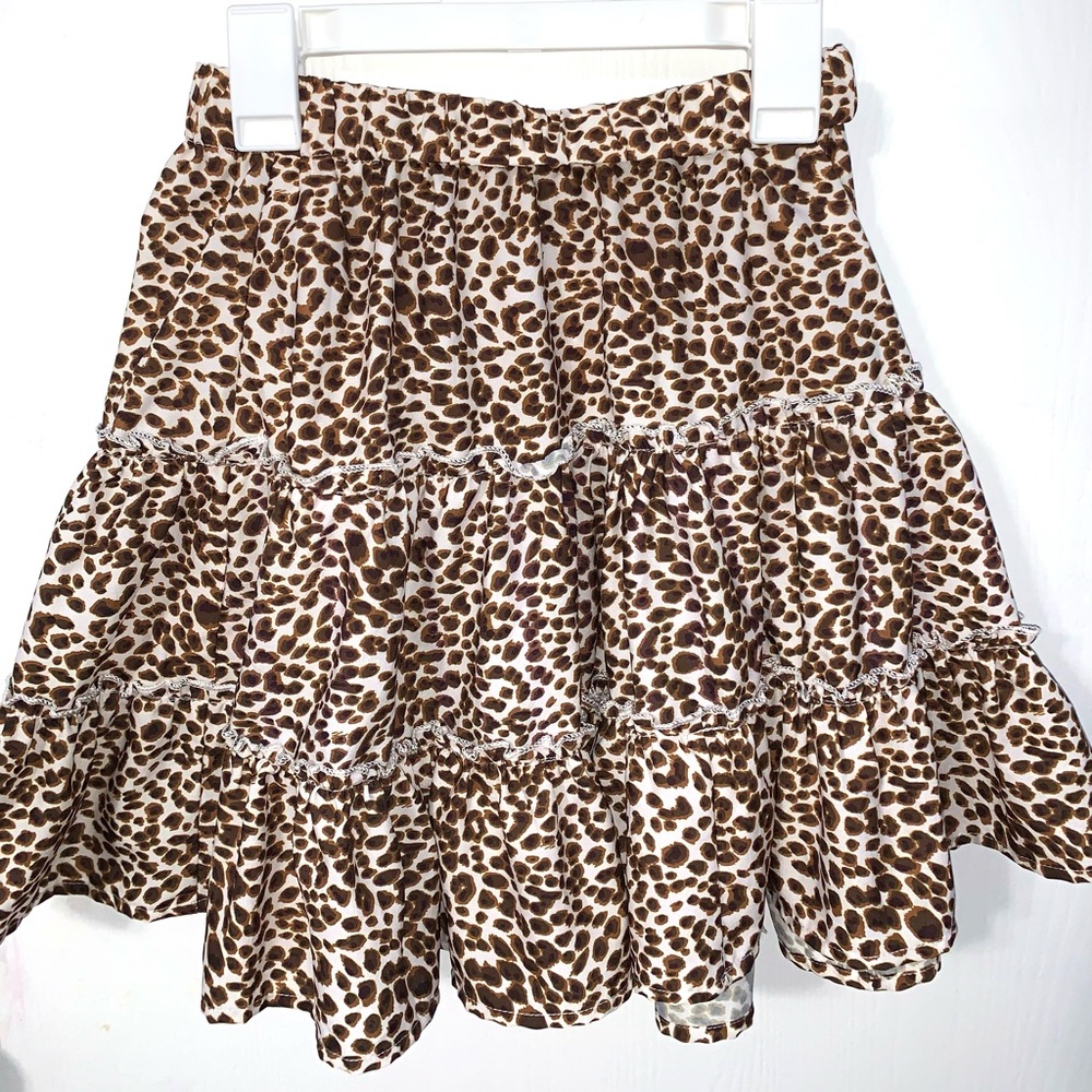 leopard print skirt